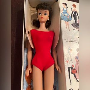 VINTAGE MID CENTURY BARBIE DOLL NEW IN BOX SET PRICE ❤️